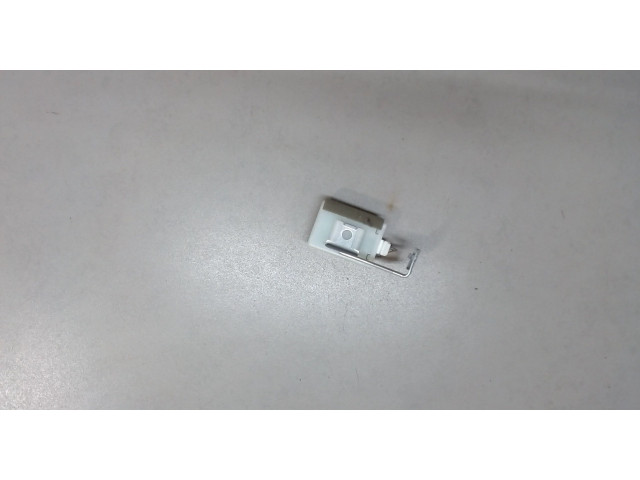 Блок комфорта  Nissan Tiida 2004-2010      28595EE300   