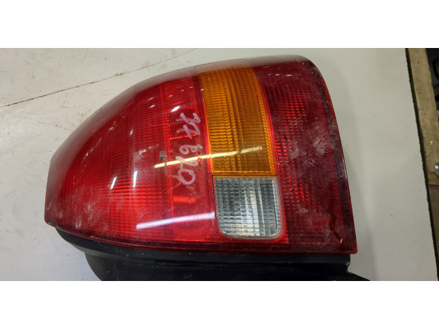 Задний фонарь        Honda Civic 1995-2001 