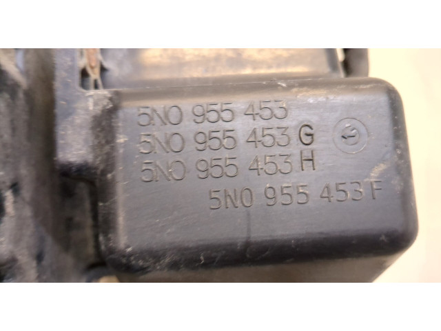 Бачок омывателя  Volkswagen Tiguan 2011-2016 5N0955453G   