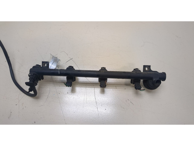 Форсунка топливная  Renault Megane 1996-2002    8200240488, 7700112519     