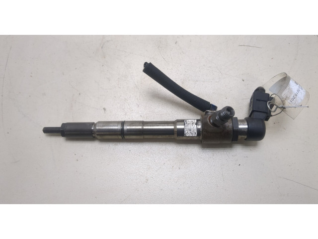 Форсунка топливная  Skoda Roomster 2010-2015    03L130277B     