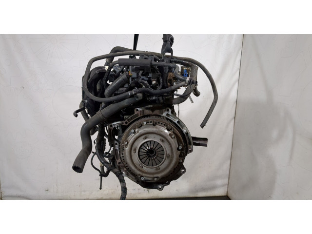 Клапанная крышка двигателя ДВС  Volvo C30 2006-2010 1.6     