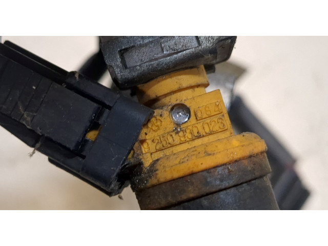 Форсунка топливная  Hyundai Atos (Amica) 1997-2003    9250930023     