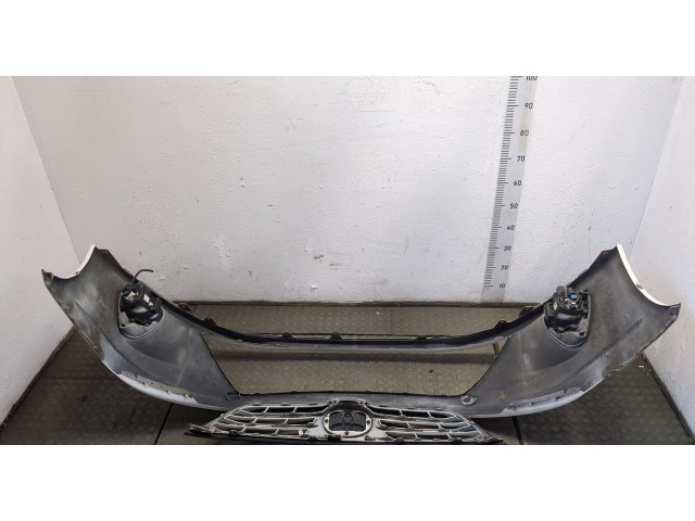 Бампер  Toyota Avensis 3 2008-2018 передний   