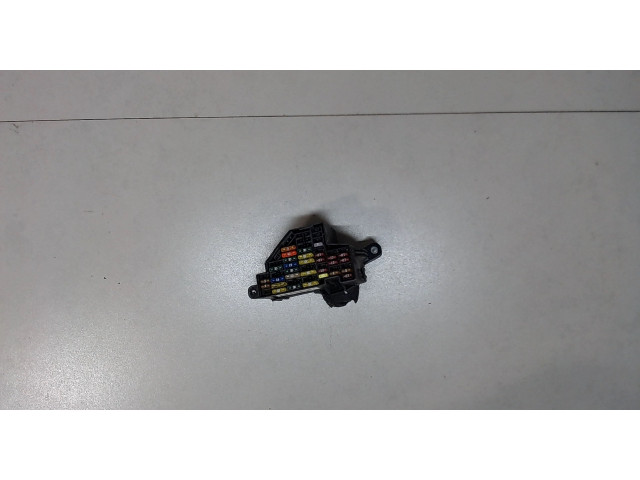 Блок предохранителей  Volkswagen Passat 7 2010-2015 Европа      3C941824      2