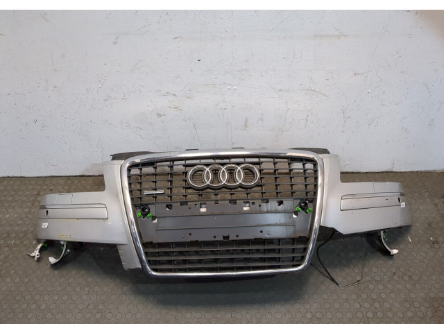 Бампер  Audi A8 (D3) 2005-2007 передний     4E0807105AA