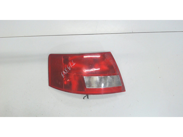 Задний фонарь     8H0945095   Audi A4 (B6) 2000-2004 