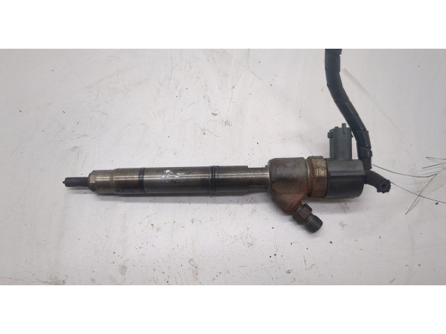 Форсунка топливная  Hyundai i40 2011-2019    338002A800     