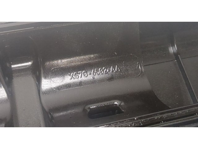 Клапанная крышка двигателя ДВС  Ford Mondeo 2 1996-2000 1.8     