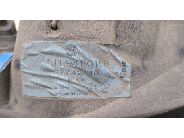 Фара передняя  Volkswagen Golf 4 1997-2005 левая 