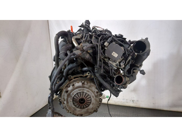 Клапанная крышка двигателя ДВС  Skoda Rapid 1.6     
