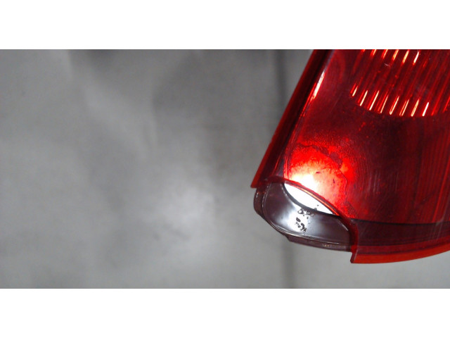 Задний фонарь     8155142170   Toyota RAV 4 2013-2015 