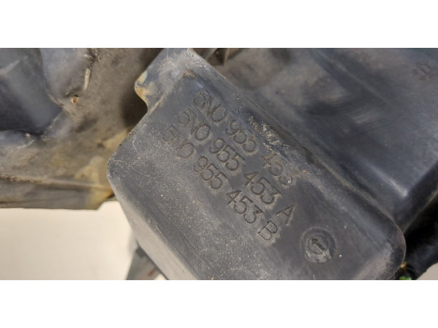 Бачок омывателя  Volkswagen Tiguan 2007-2011 5N0955453A   