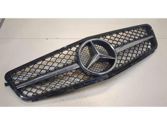 Решетка радиатора  Mercedes C W204 2007-2013           2.1 2078880260