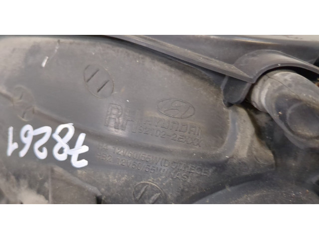 Фара передняя  Hyundai Tucson 1 2004-2010 правая 