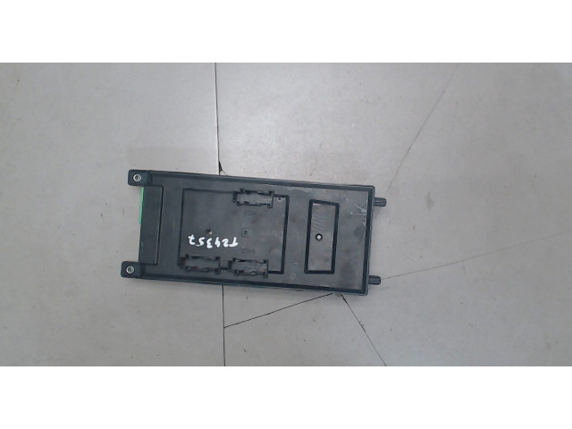 Блок реле  Land Rover Range Rover Sport 2005-2009      YQE500420       2.7