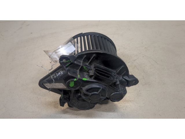 Моторчик печки  Opel Vivaro 2001-2014 4409447, 91158686     4409447, 91158686   