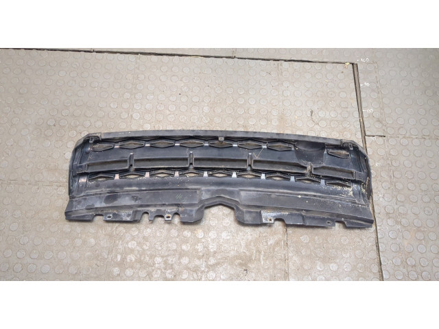 Решетка радиатора  Land Rover Range Rover Evoque 2011-2015          LR044675