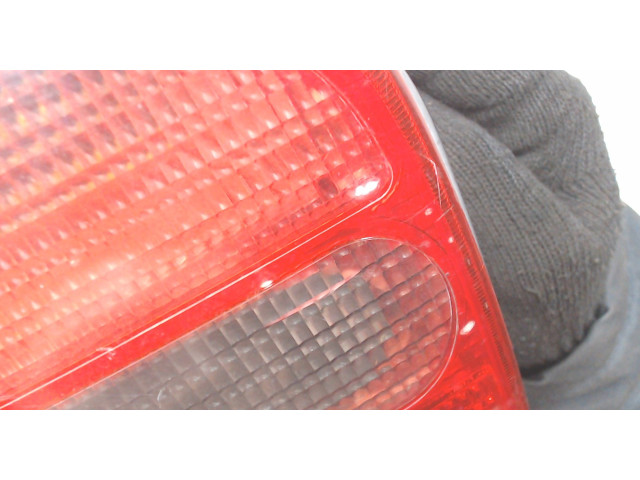 Задний фонарь     8L0945095B   Audi A3 (8L1) 1996-2003 