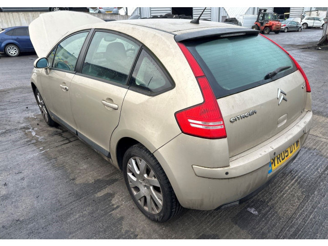 Стойка амортизатора  Citroen C4 2004-2010     1.6  бензин