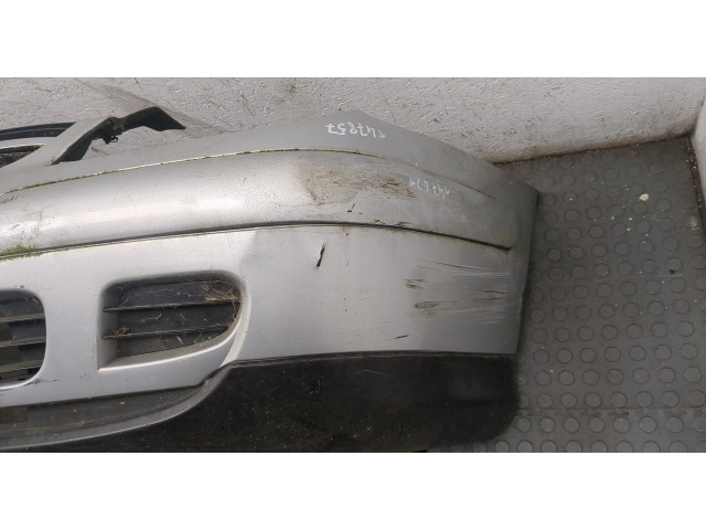 Бампер  Citroen C5 2001-2004 передний   