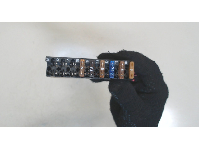 Блок предохранителей  Mercedes GL X164 2006-2012      0025450901     4.7