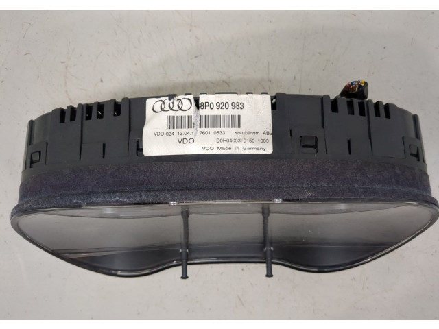 Панель приборов  Audi A3 (8P) 2003-2013       8P0920983     