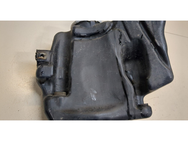 Бачок омывателя  Mercedes E W212 2009-2013      2.1