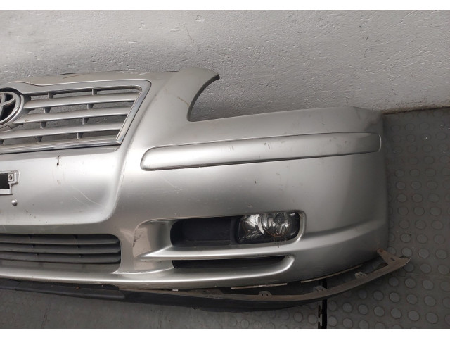 Бампер  Toyota Avensis 2 2003-2008 передний   5211905906