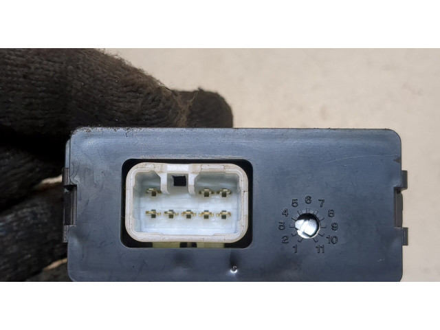 Блок комфорта  Toyota RAV 4 2006-2013      08192-48810  
