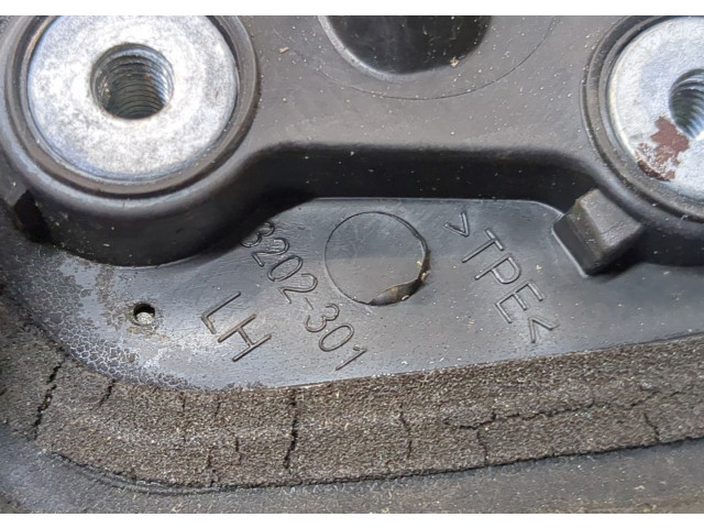 Зеркало боковое  Toyota Auris E15 2006-2012  левое           