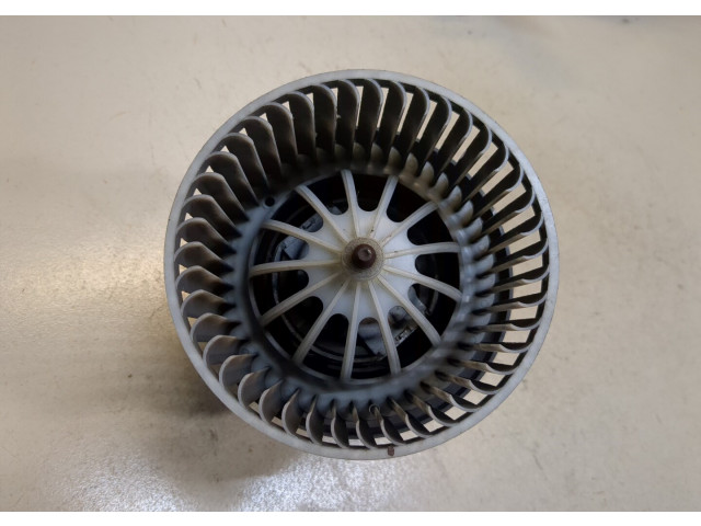 Моторчик печки  Land Rover Range Rover Evoque 2015-2018 9415300        9415300   