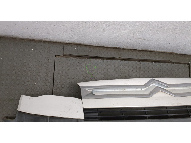 Бампер  Citroen Berlingo 2008-2012 передний   