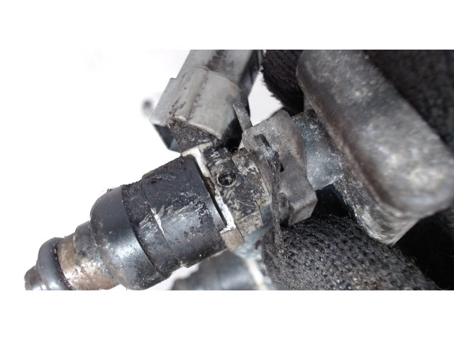 Форсунка топливная  Mitsubishi Colt 2004-2008    MR988977     