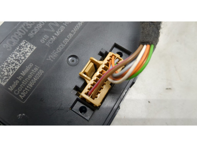 Блок комфорта  Volkswagen Taos      3Q0907338P  