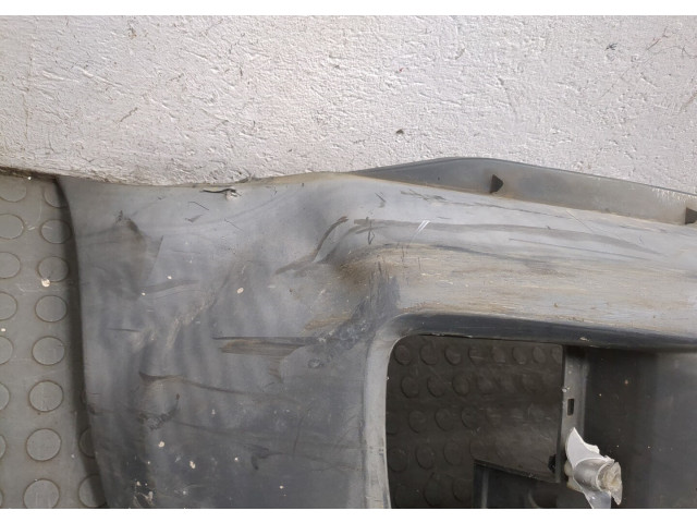 Бампер  Toyota RAV 4 2000-2005 передний   