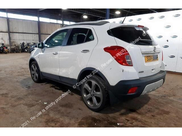 Блок предохранителей  Opel Mokka 2012-2015      8261661    1.7