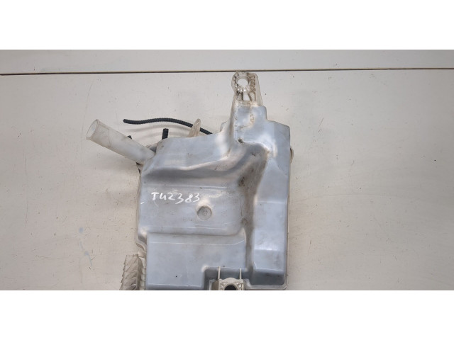 Бачок омывателя  Ford Focus 3 2011-2015    