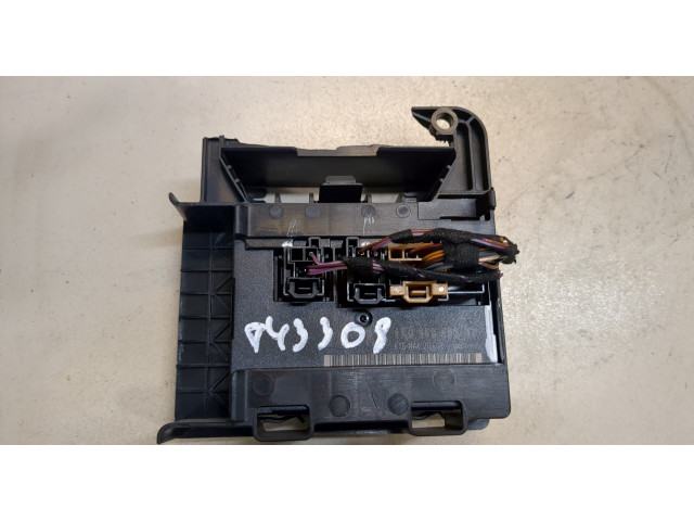 Блок комфорта  Volkswagen Scirocco 2008-      1K0959433BT  