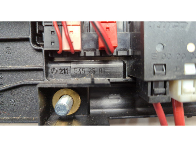 Блок предохранителей  Mercedes GL X164 2006-2012      2115452601   