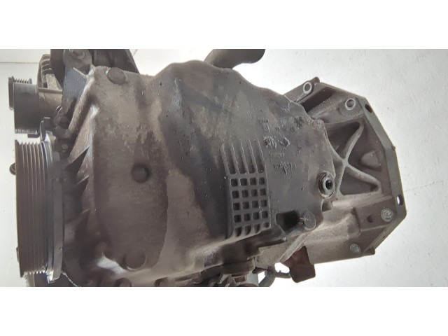 Форсунка топливная  Renault Scenic 2009-2012         