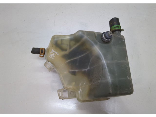 Бачок расширительный  Renault Laguna 1994-2001 7701467615    1.6