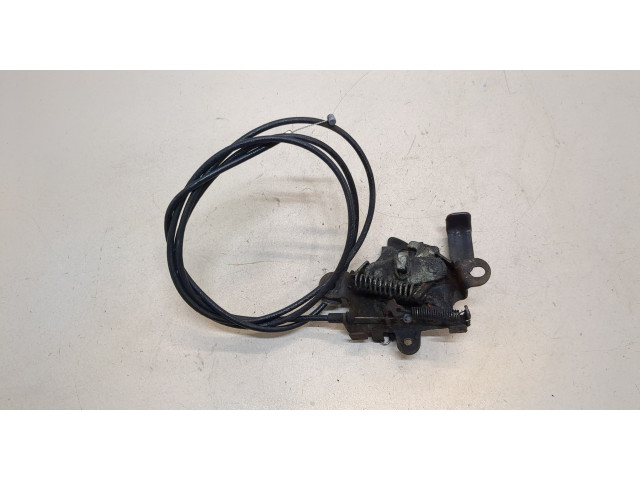 Замок капота  Toyota Yaris 2005-2011     