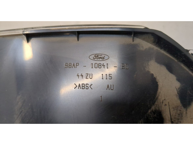 Панель приборов  Ford Focus 1 1998-2004            