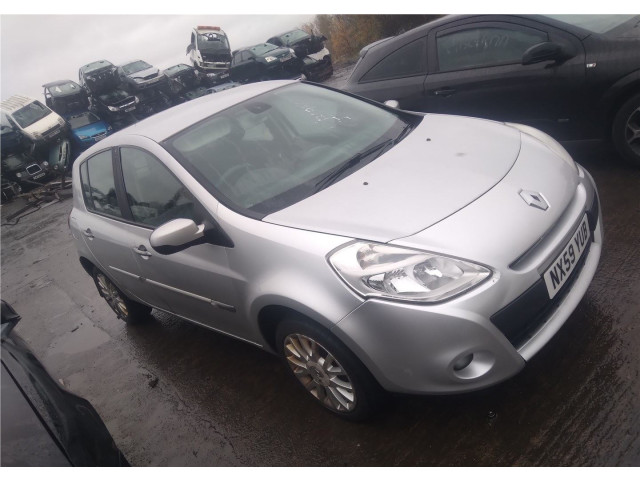 Стартер  Renault Clio 2009-2012 1.5  8200584675b   