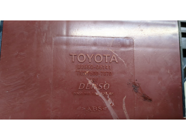 Блок комфорта  Toyota Camry V40 2006-2011      8865006141  