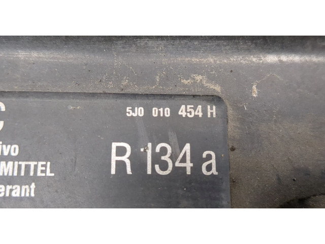 Замок капота  Skoda Roomster 2006-2010     