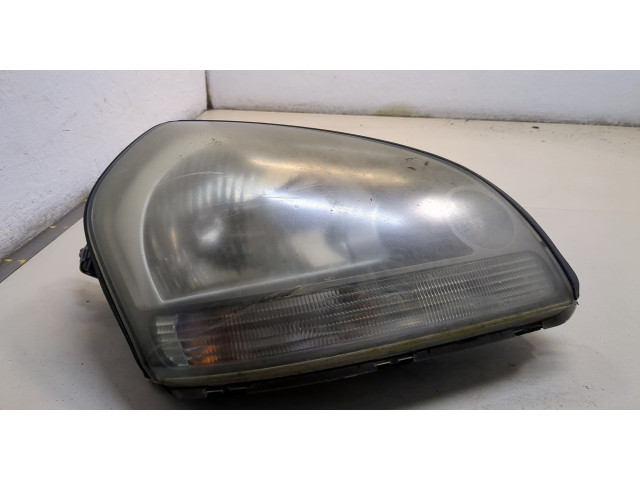 Фара передняя  Hyundai Tucson 1 2004-2010 правая 