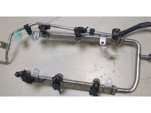 Форсунка топливная  Ford Explorer 2010-2015    BR3Z9F593B, GT4Z9F792A     