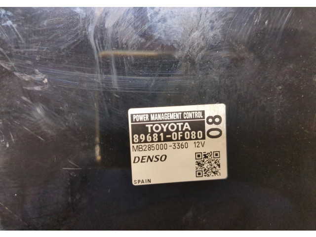 Блок комфорта  Toyota Avensis 3 2015-2018      896810f080    